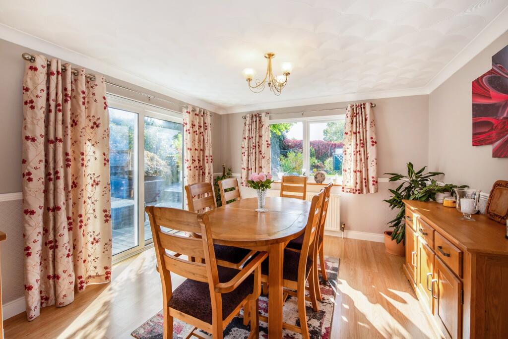 House in Test Valley, West Wellow - More