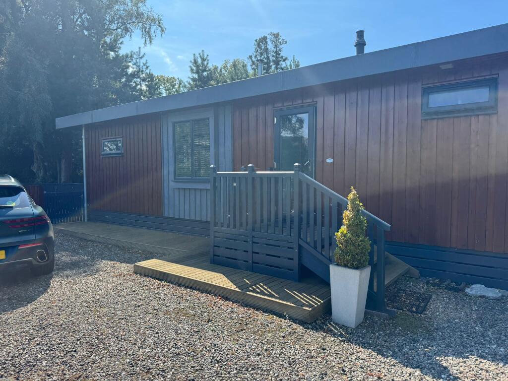 1012, Mains of Taymouth, Kenmore, Aberfeldy, PH15 2HN photo 4