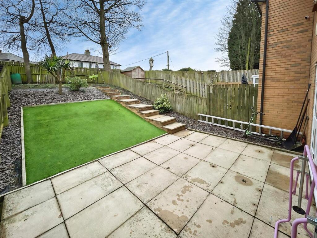 Additional image 12 of Lime Tree Square, Shipley