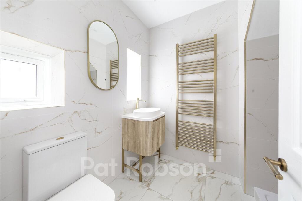 Apartment in Newcastle upon Tyne - More