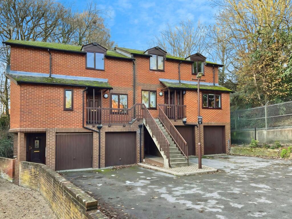 Main image of property: Station Road, Amersham, HP7