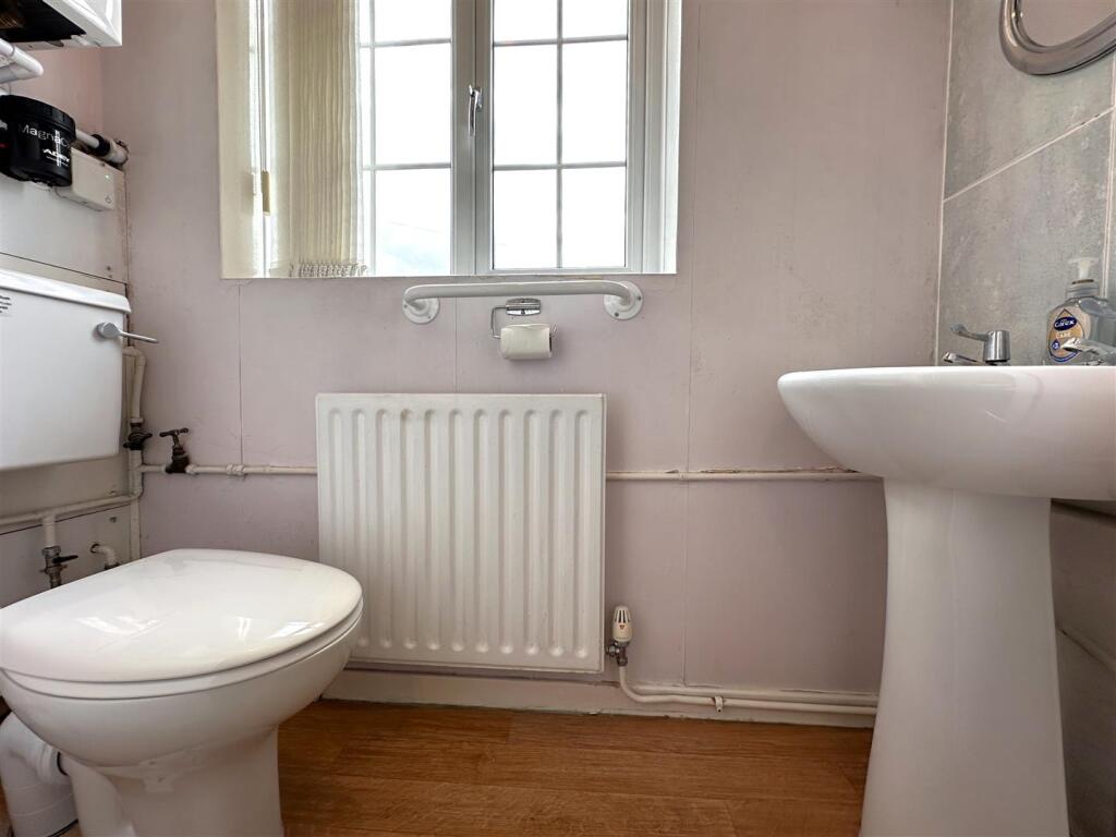 House in Newark, Balderton - View 5
