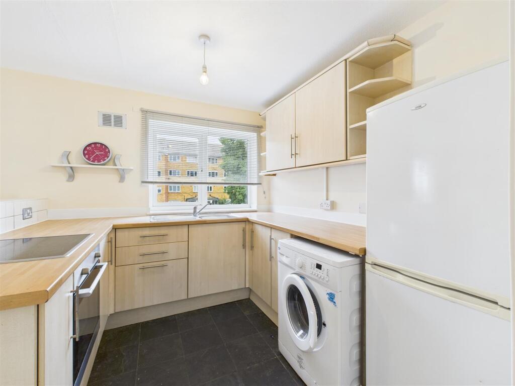 Main image of property: Shepherds Mead, Hitchin, Hertfordshire