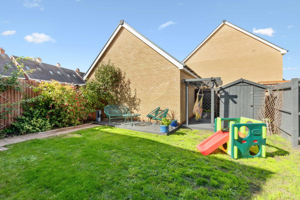 House in Stevenage - View 4