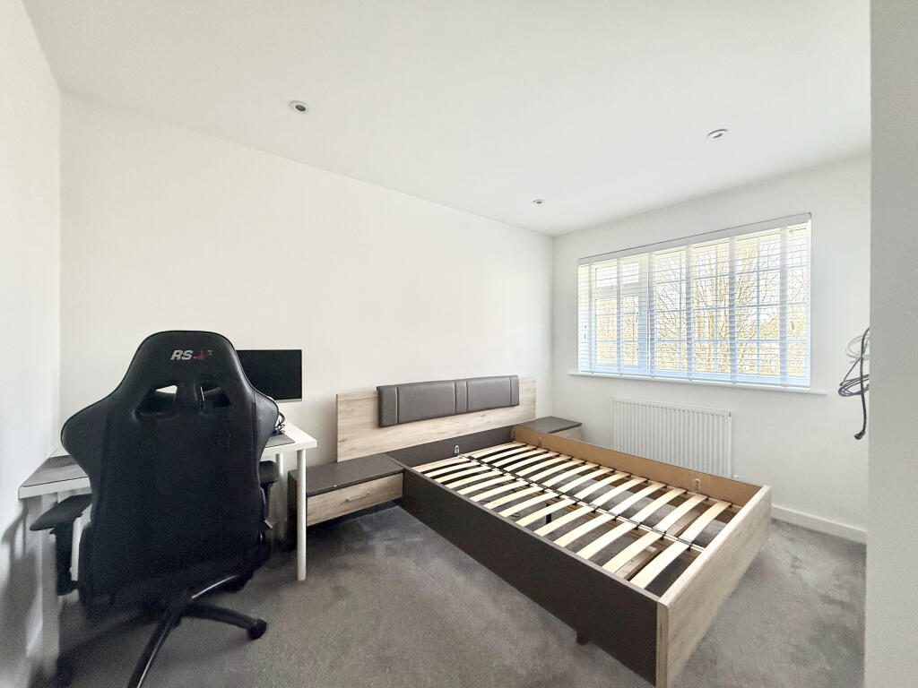 Additional image 21 of Chestnut Drive, Yeovil, Somerset