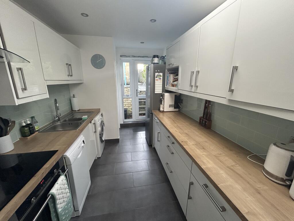House in Swindon - View 4
