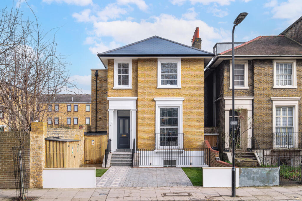 Main image of property: Dalston Villa, London, E8