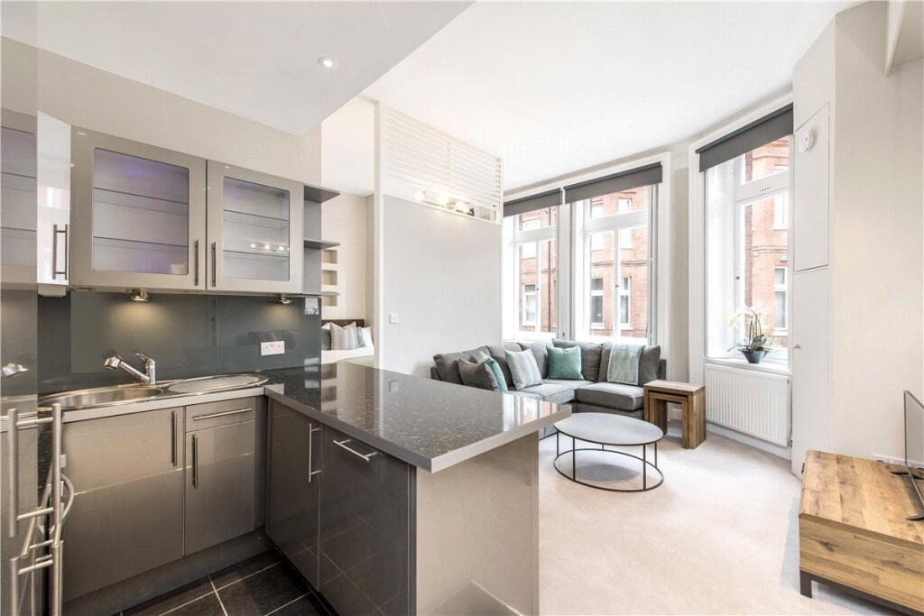 Main image of property: Pont Street, Knightsbridge, London, SW1X