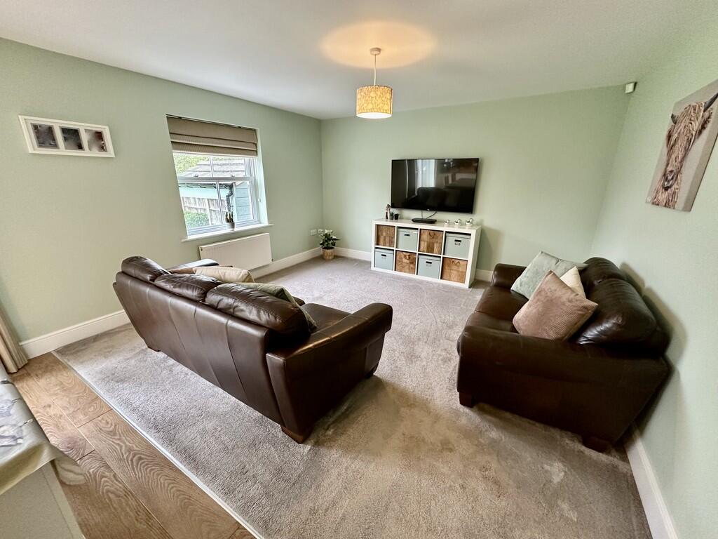 House in Doncaster - View 3