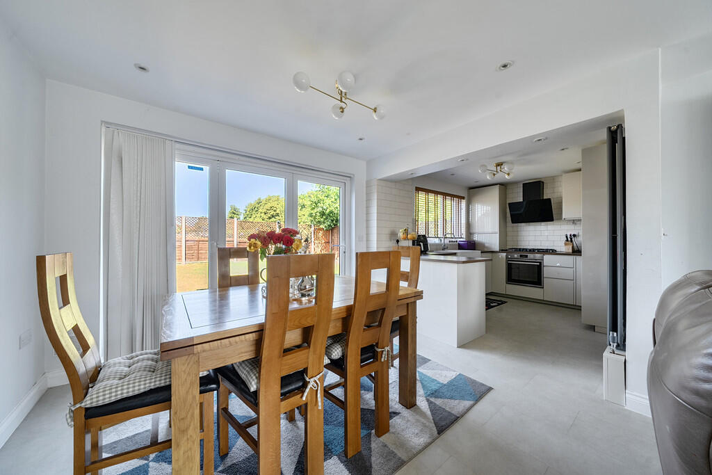 House in Speen - View 3
