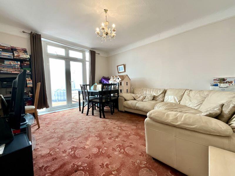 House in Holdenhurst, Pokesdown, Bournemouth - View 6