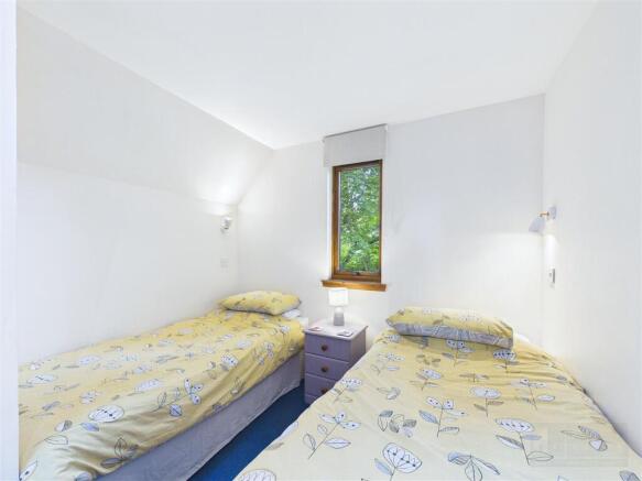 UFC Bedroom