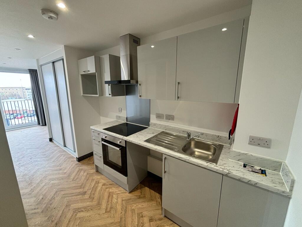 Main image of property: Fleet Street, Leicester, LE1 3B