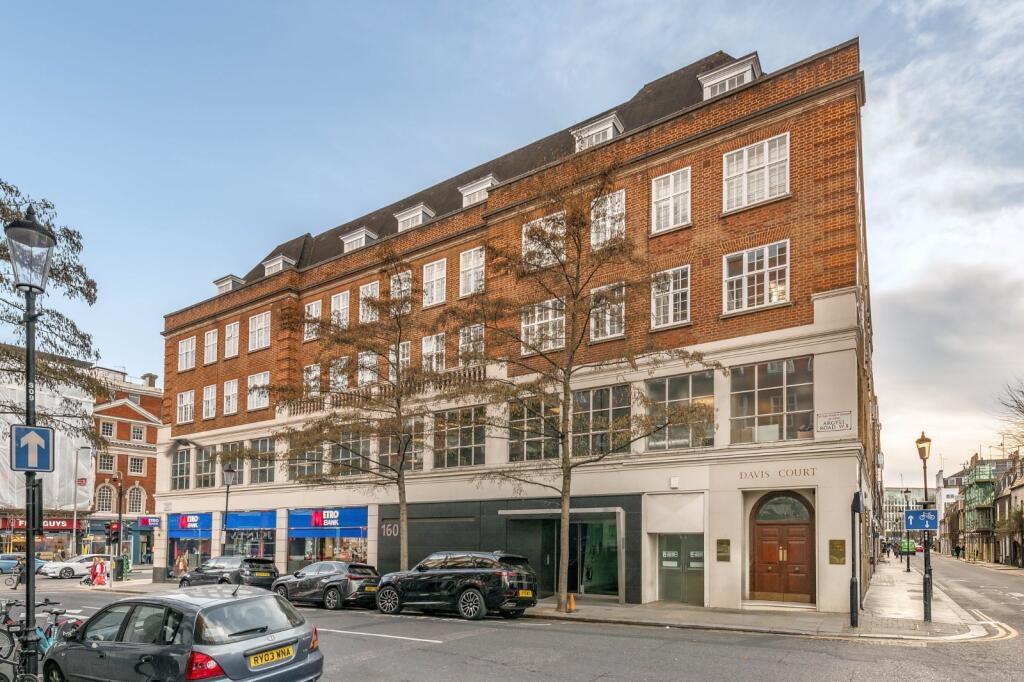2-bed flat on Argyll Road, Kensington, London, £850,000