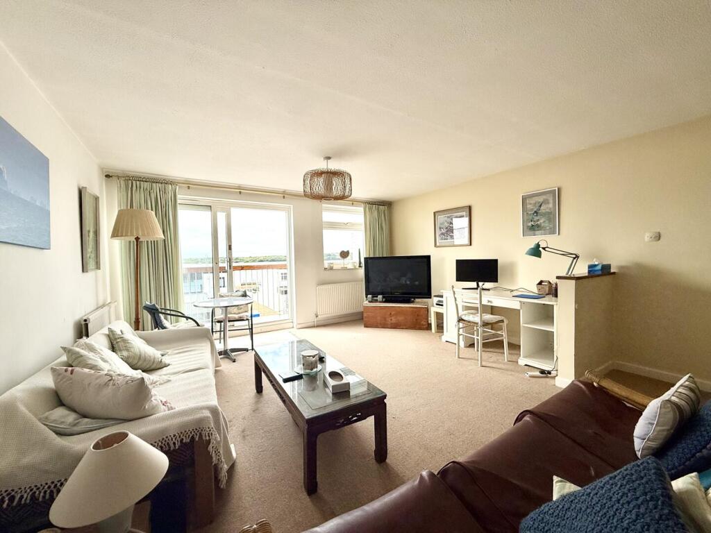 Waterside, Mudeford photo 5