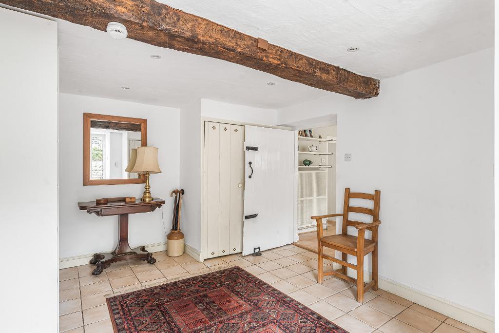House in Gloucester - View 5