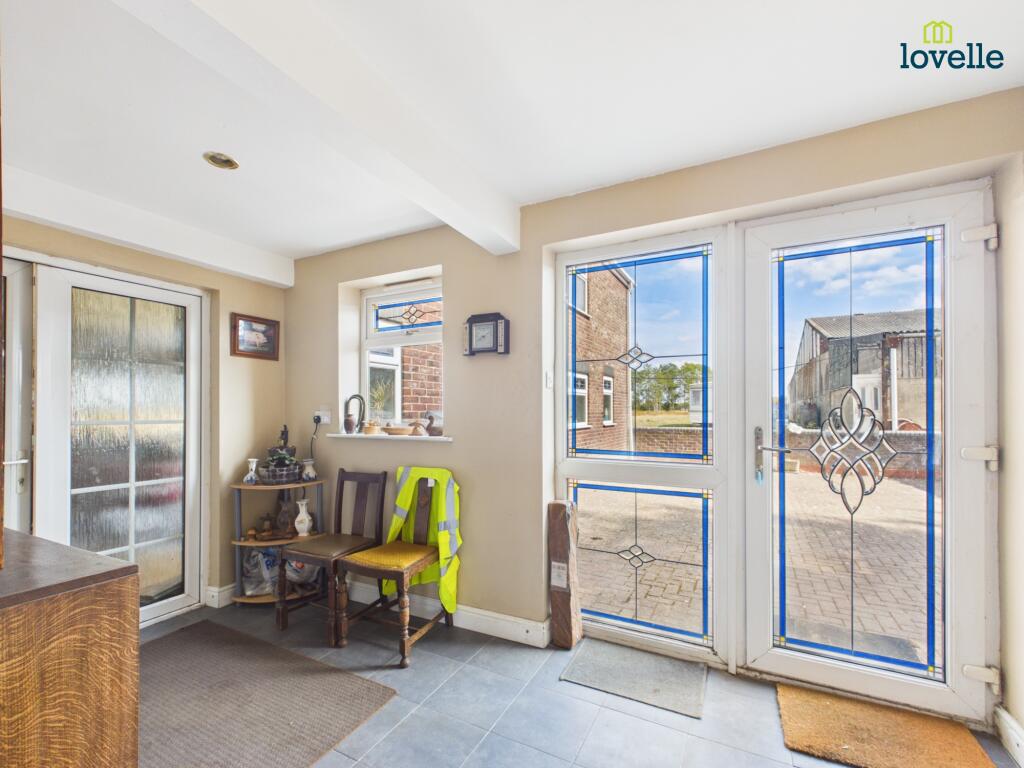 House in Lincoln - View 4