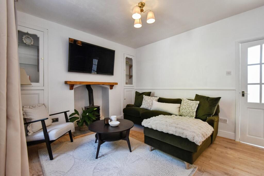 House in Pontardawe, Neath Port Talbot - View 5