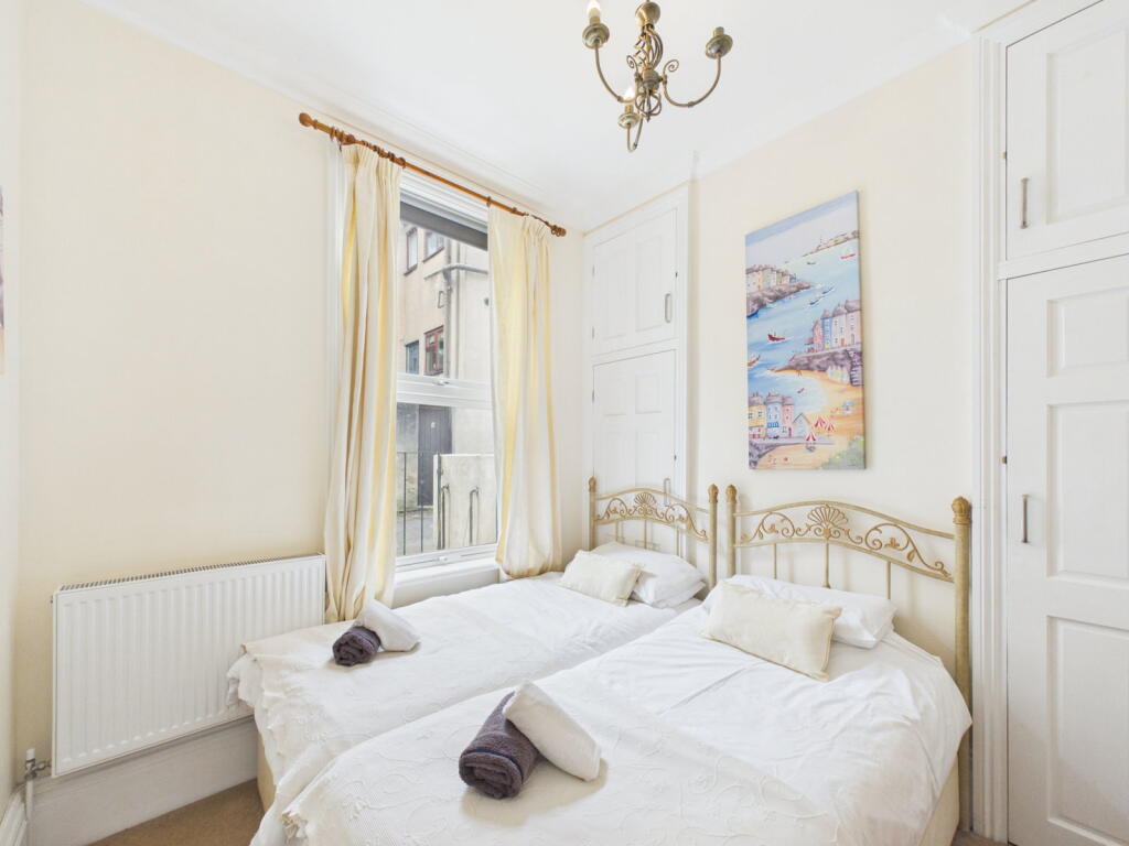 Apartment in Whitby, North Yorkshire - View 4