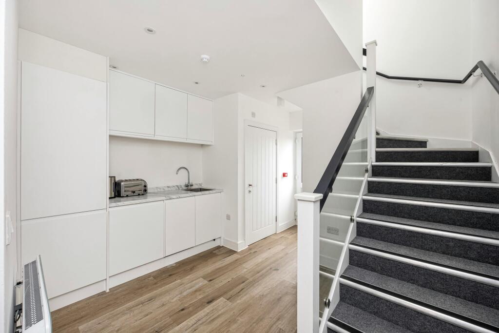 Bolney Grange Business Park, Stairbridge Court, Unit 9-013.JPG