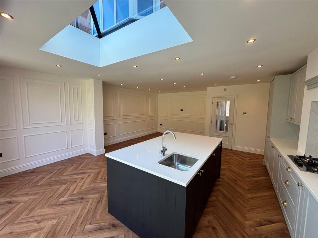House in Birmingham - More