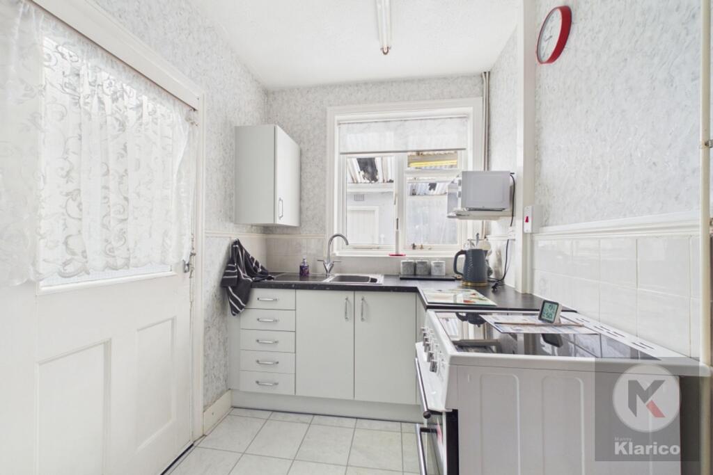 House in Birmingham, Billesley - More