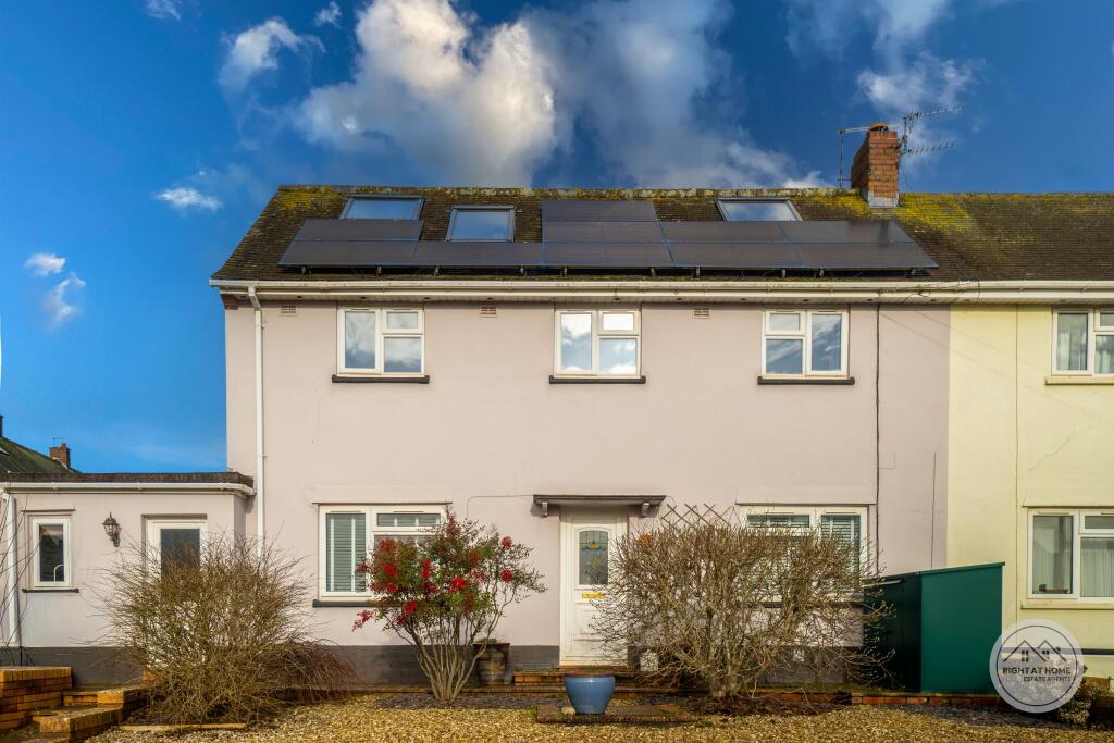 Main image of property: De La Rue Way, Pinhoe, Exeter EX4 8PX