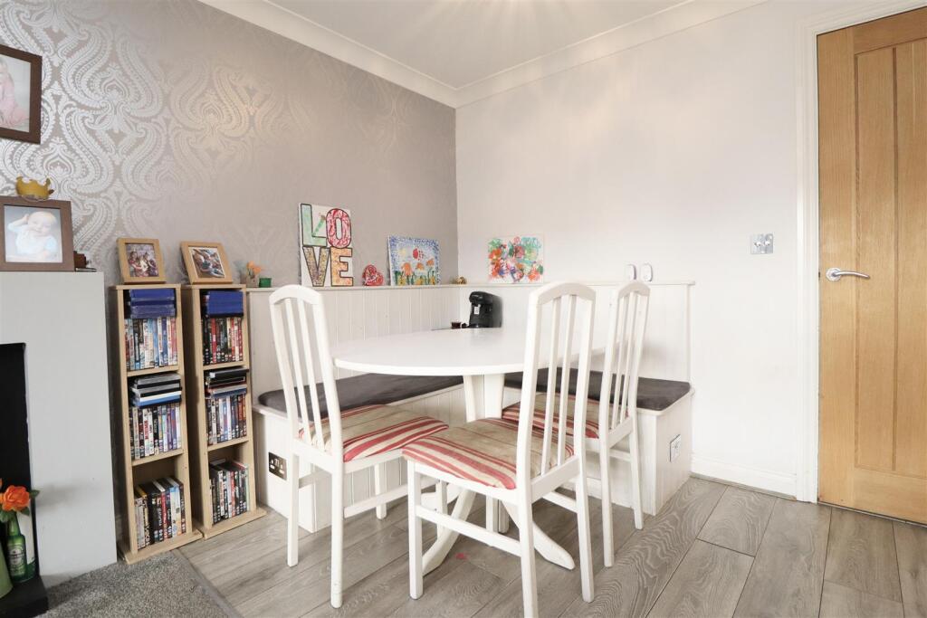 House in York - View 3