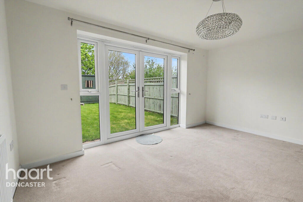 Blossom Crescent, Balby, Doncaster photo 2