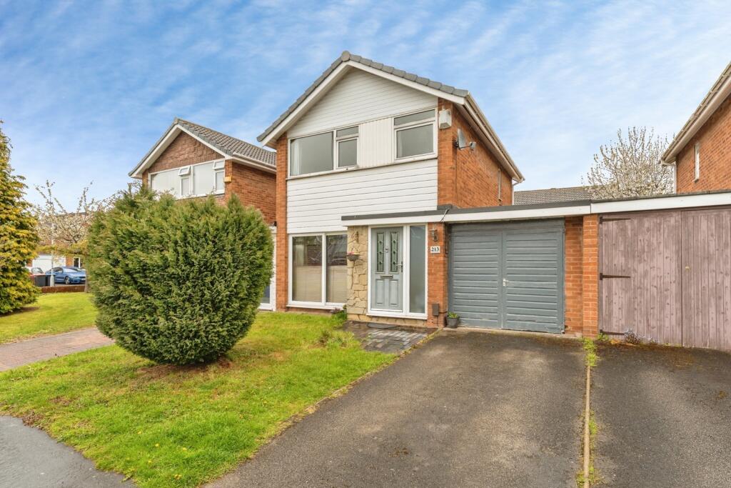 Main image of property: Overpool Road, Great Sutton, Ellesmere Port, Cheshire, CH66