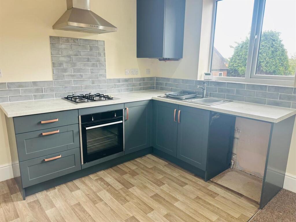 Apartment in Coventry - More