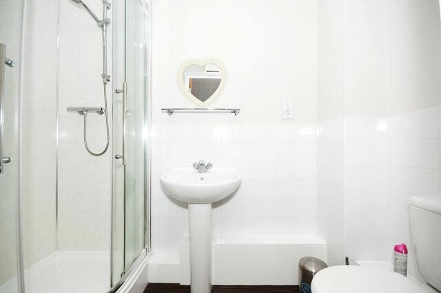 Apartment in Sheffield - More