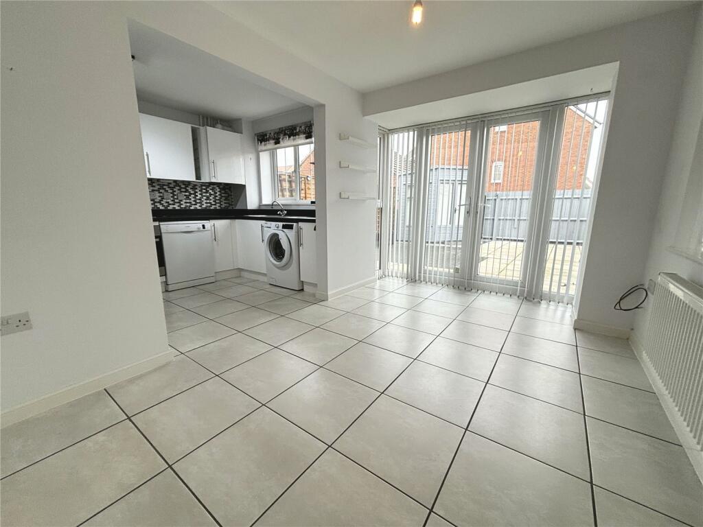 Culverhouse Road, Swindon, SN1 photo 3