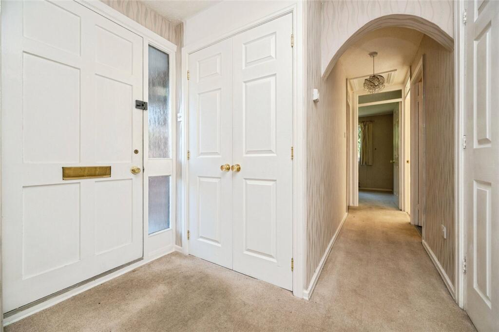 House in Redditch, Worcestershire - View 4