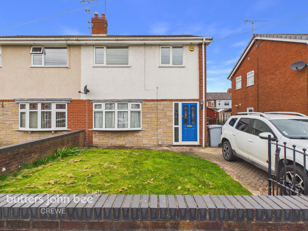 3-bed semi-detached on Monks Lane, Crewe, £190,000