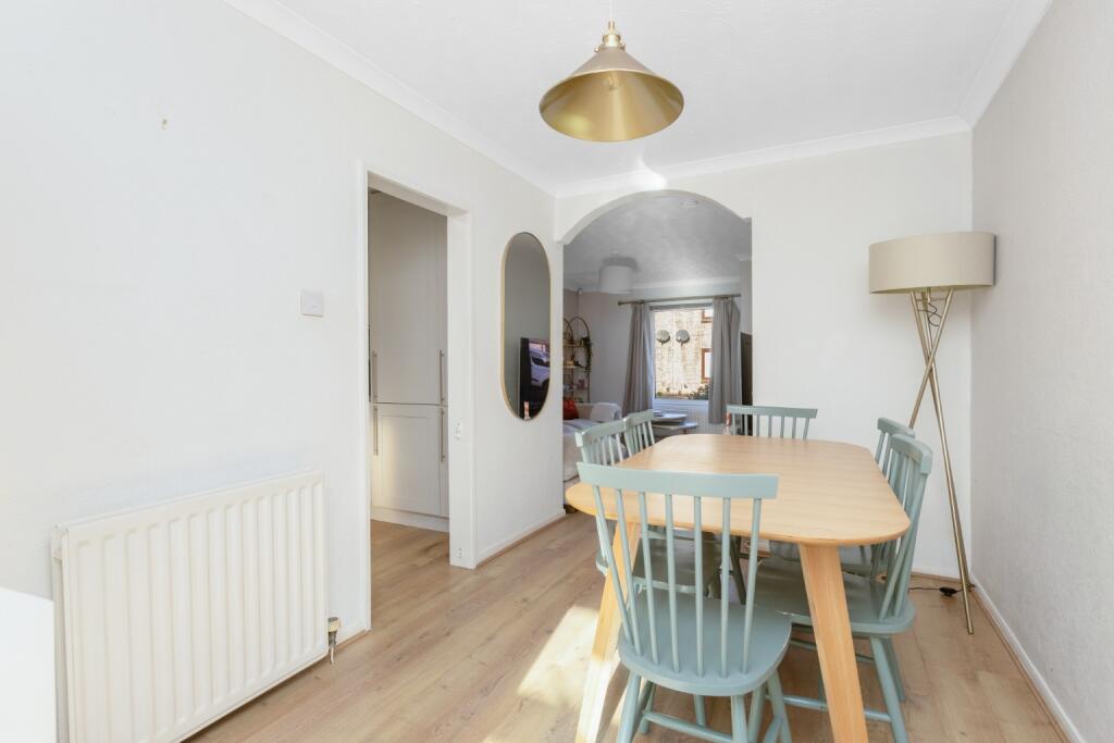 14 Lockerby Crescent, Edinburgh, EH16 6XP - More