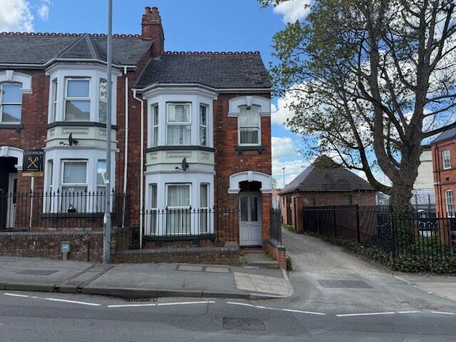 Main image of property: Victoria Road, Old Town, Swindon, SN1