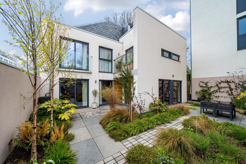 Montefiore Road, Hove, BN3, Hove
