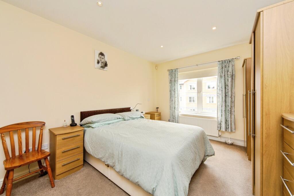 Apartment in Chester - View 5