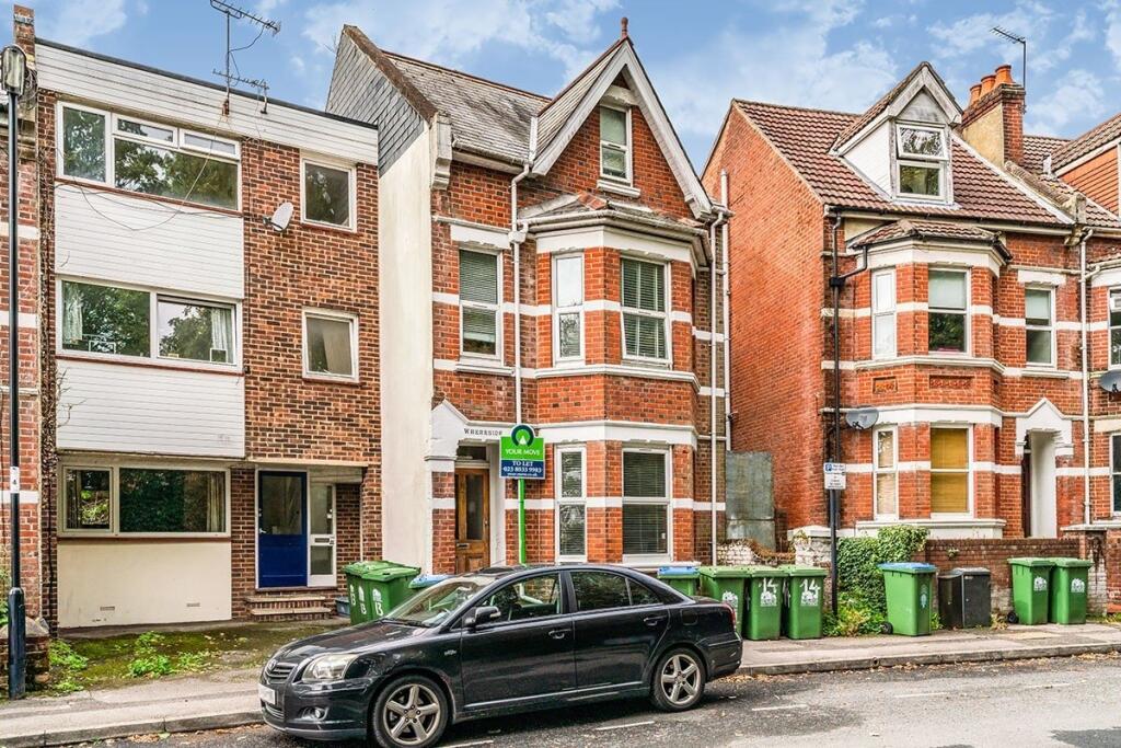 Main image of property: Silverdale Road, Southampton, SO15