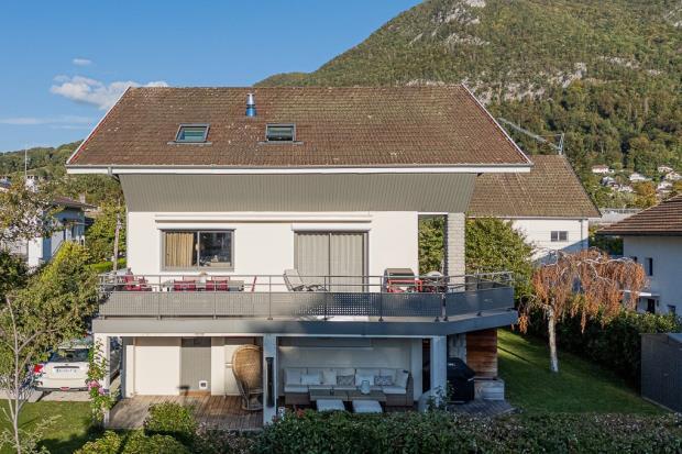 Main image of property: House, Annecy le Vieux