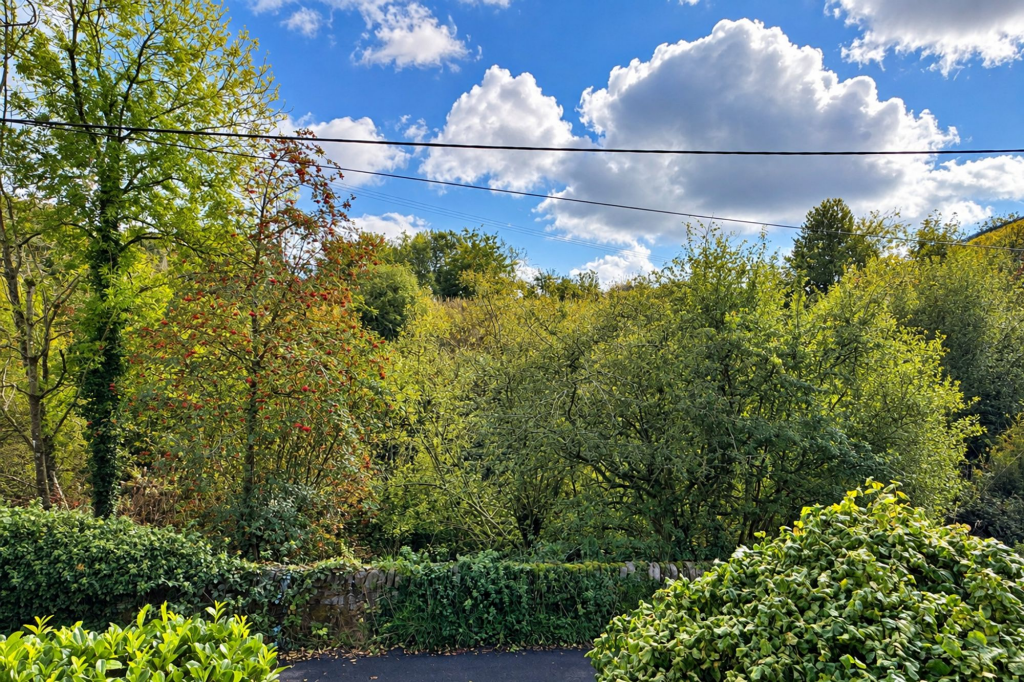 House in High Peak, Primrose Vale, Hayfield - View 3