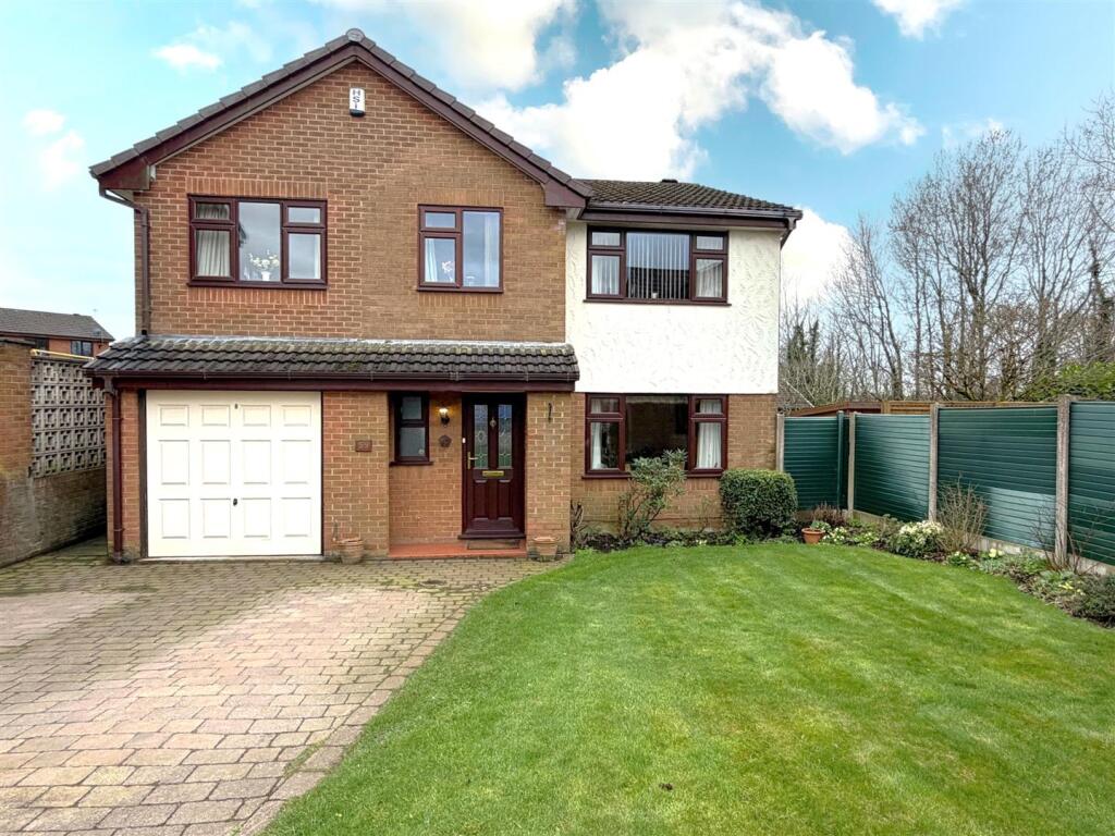 Main image of property: Broom Way, Westhoughton, Bolton