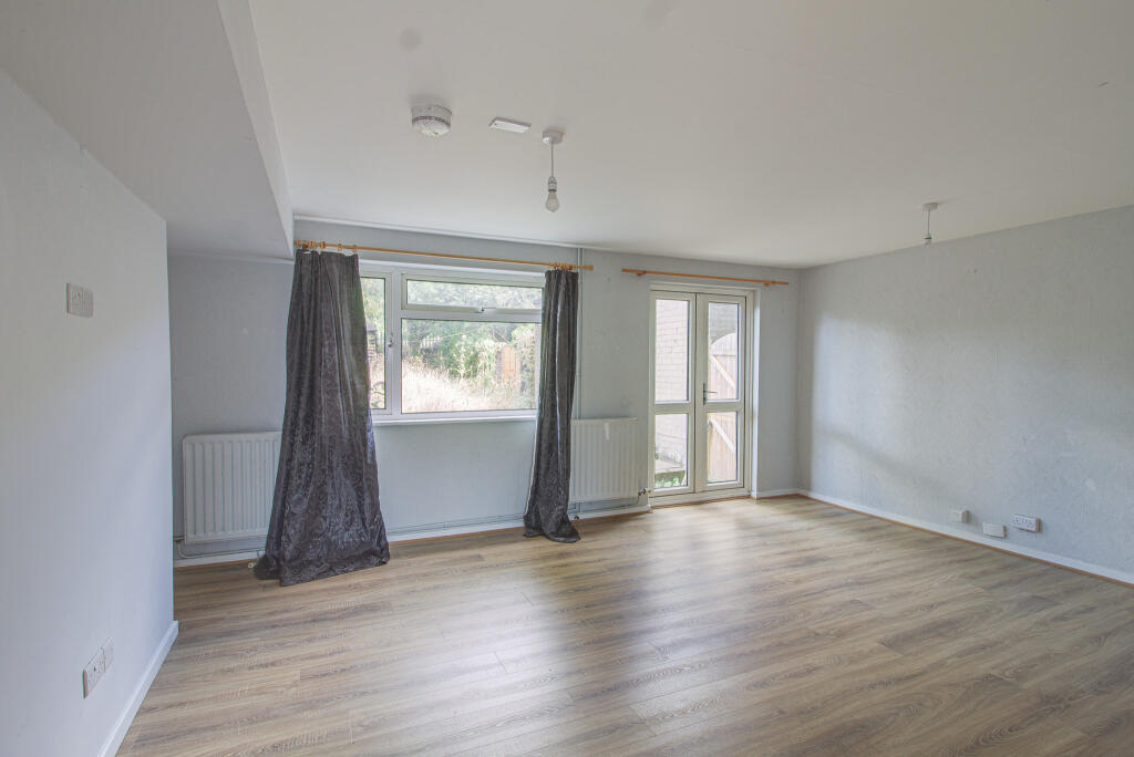 House in St Albans - View 2