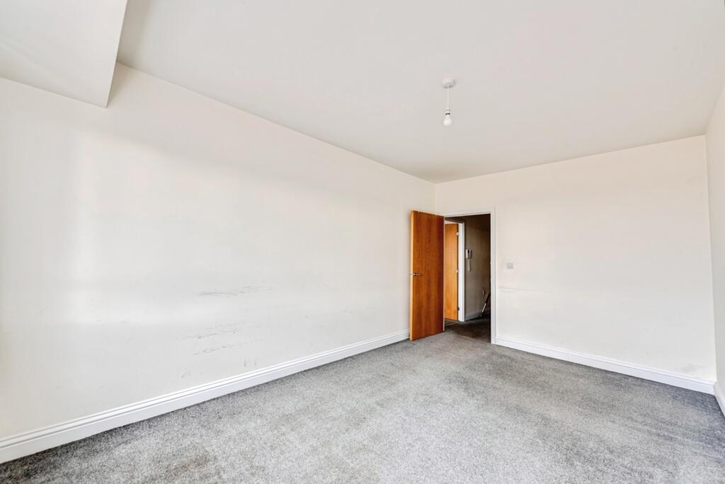 Apartment in Swindon, Railway Village, Town Centre - View 5