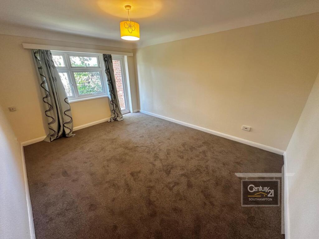 Apartment in Southampton - View 2