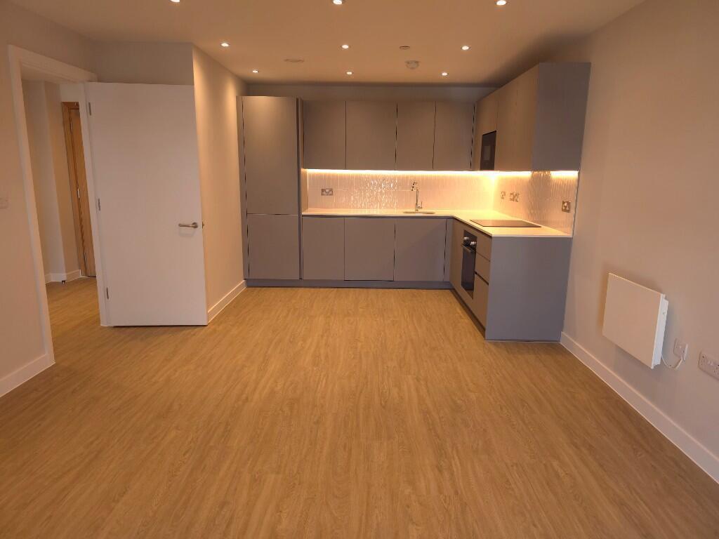 Main image of property: Emporium House East, Alloway Courtyard, Weldale Street, Reading RG1 7PZ