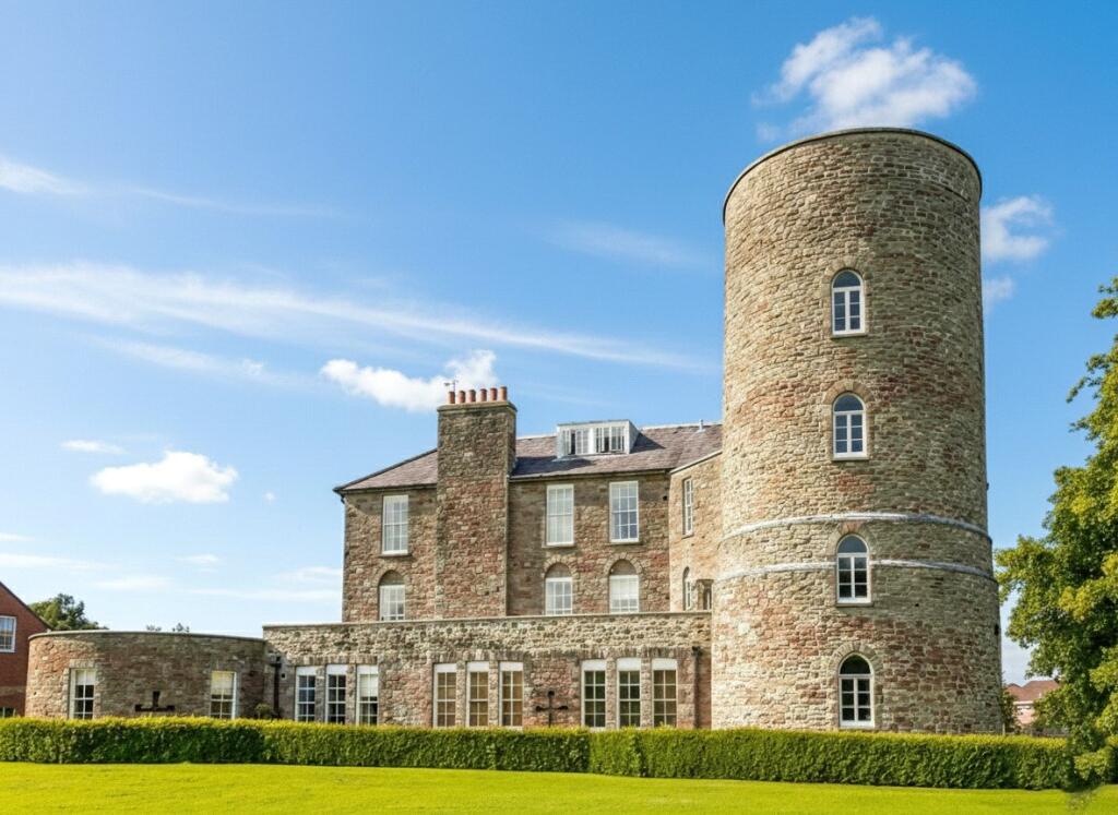 Main image of property: Barkleys Hill, Stapleton, Bristol, BS16