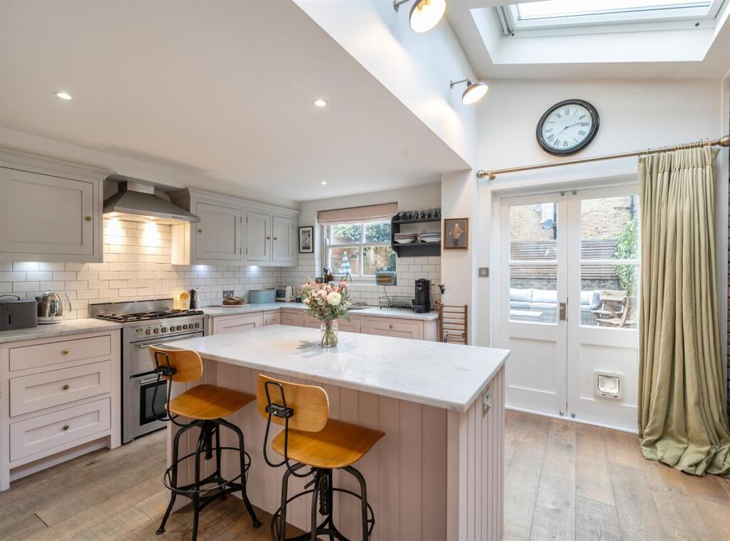 Main image of property: Galton Street, London W10