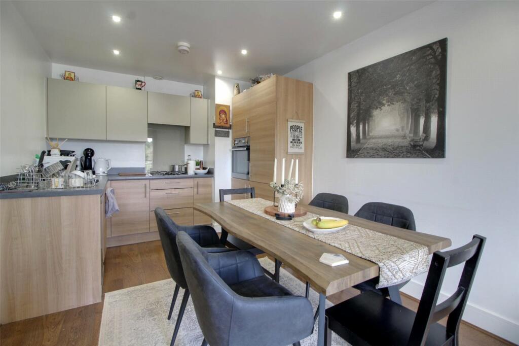 Main image of property: Queensmead, Farnborough, Hampshire, GU14